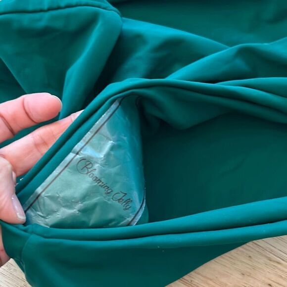 New Blooming Jelly green high cut swimsuit bottom bathing suit bottom size M - Picture 2 of 3